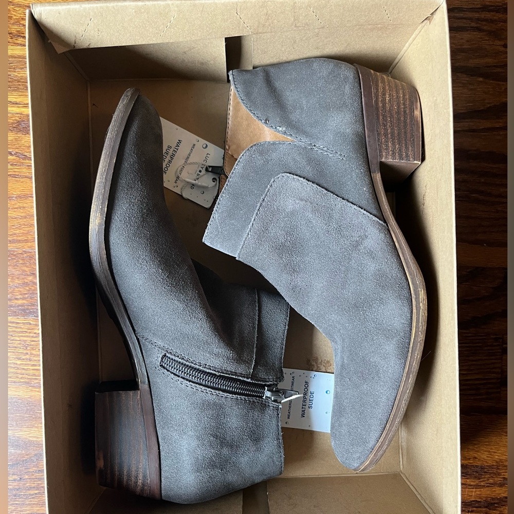 Lucky Brand suede booties. Rich gray color. Size 10.